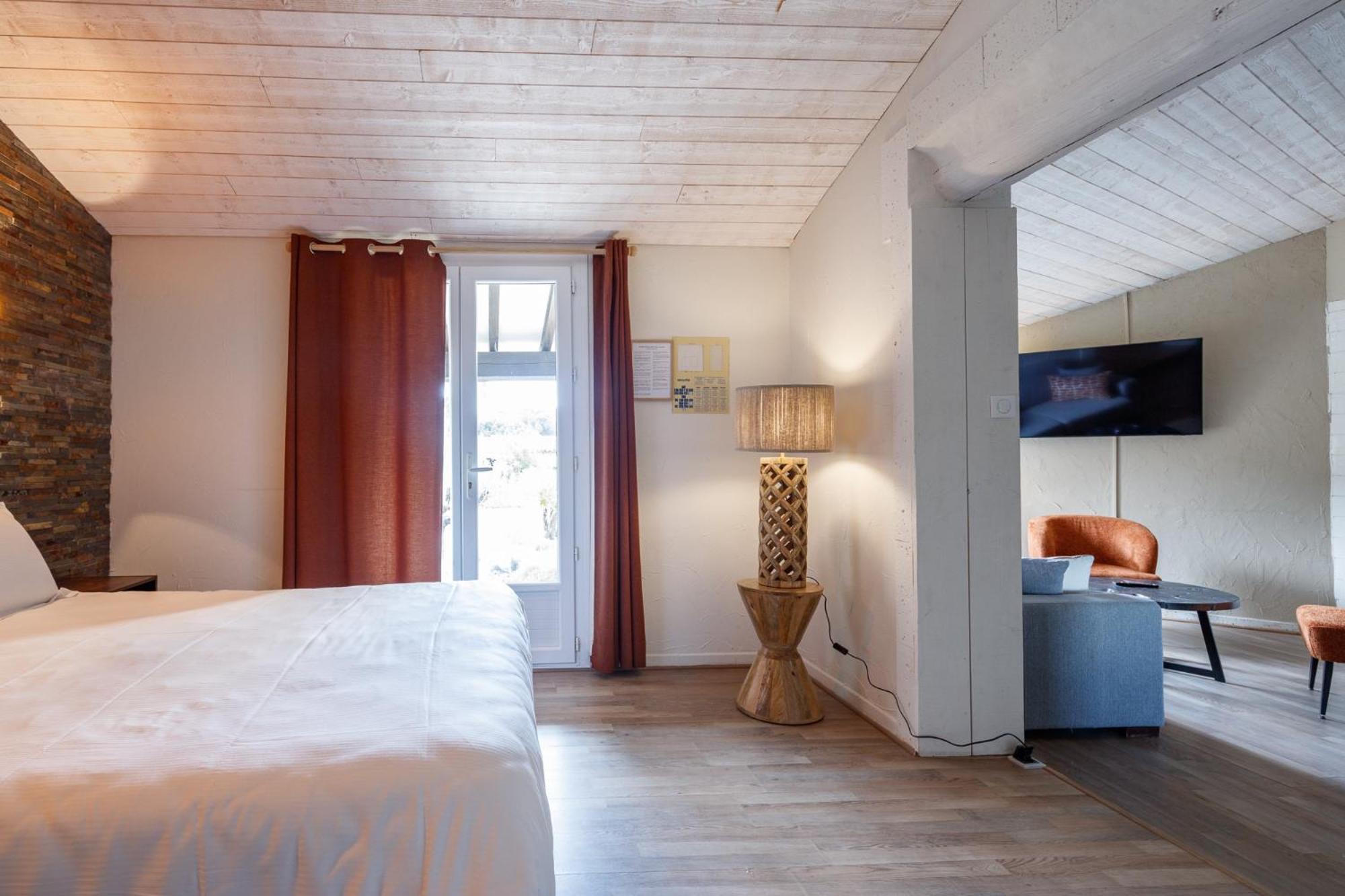 Auberge Val Moureze Hotel & Spa Exterior photo